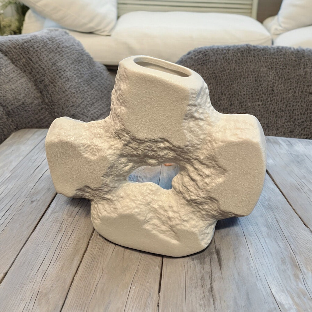 front view the T shaped ceramic vase